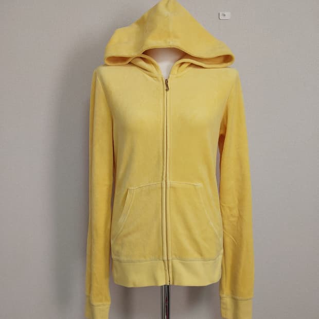 쥬시꾸뛰르 옐로우 벨벳 후드 집업 y2k