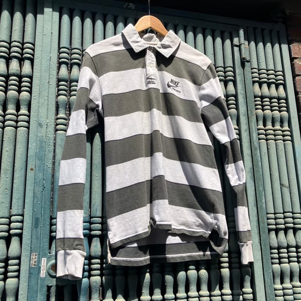 Nike 자수 로고 스트라이프 럭비 셔츠 XL