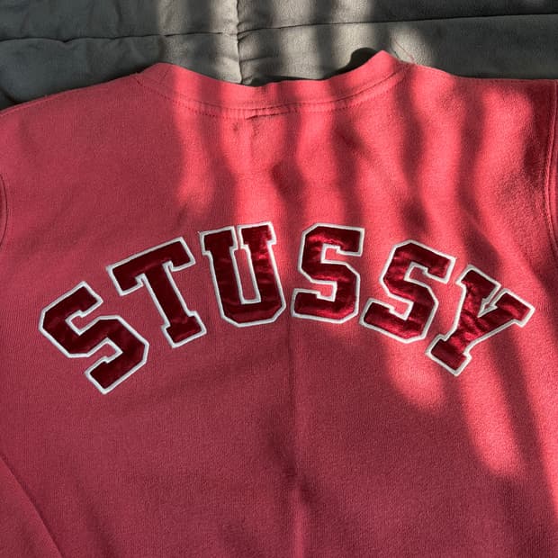 스투시 맨투맨 M