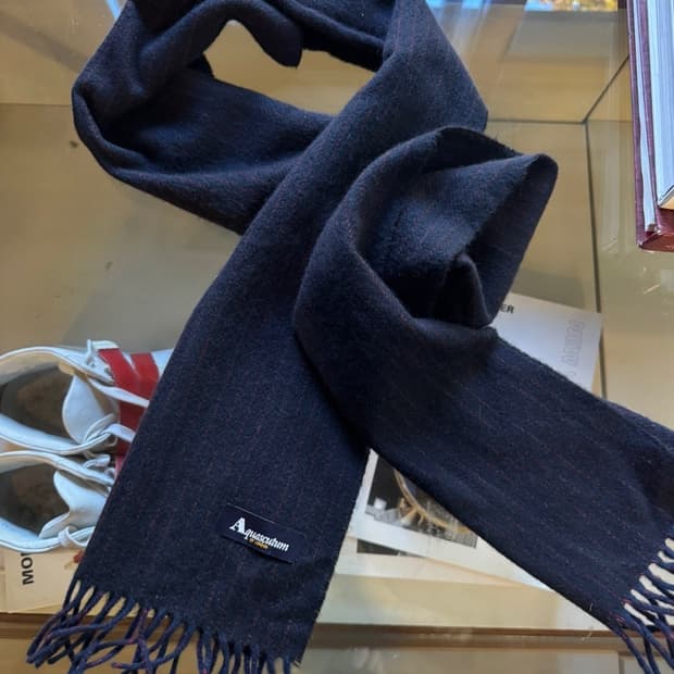 아쿠아스큐텀 캐시미어 머플러