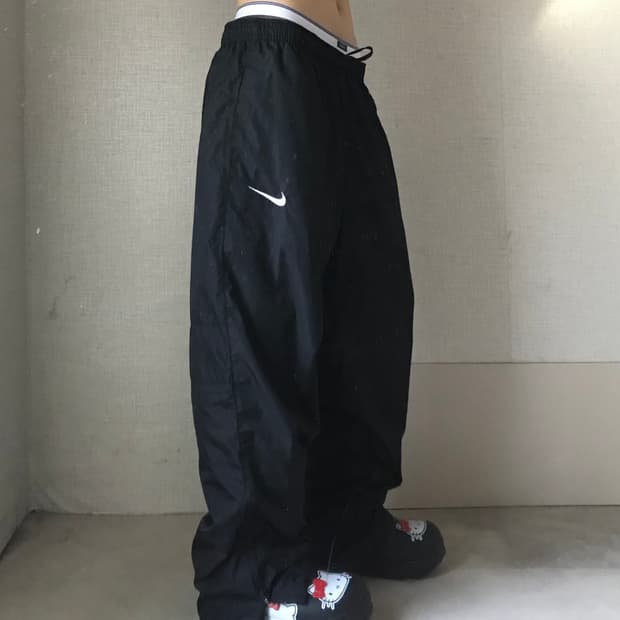 나이키 와이드핏 블랙 트레이닝팬츠