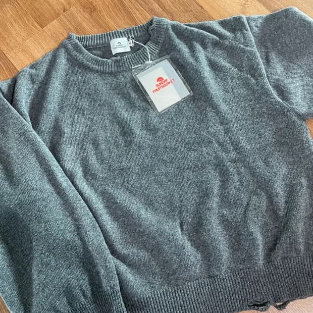 [새상품] 선데이 후르츠 마켓 크롭 회색 그레이 니트 스웨터 m