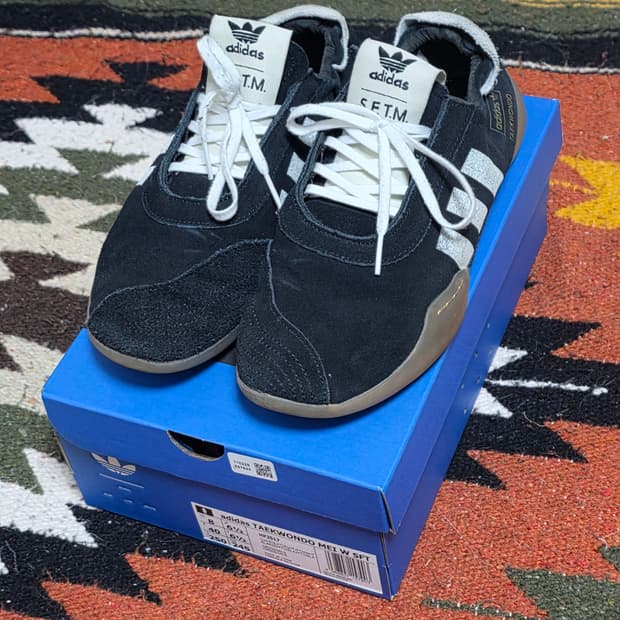 아디다스 송포더뮤트 팝니다