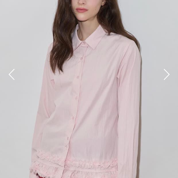 시눈 Logo Frill Collar Shirt 로고 프릴 셔츠 핑크