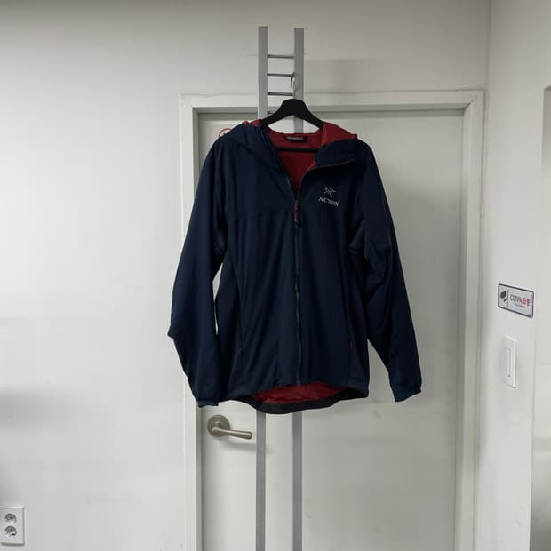 아크테릭스 아톰 자켓 네이비 L