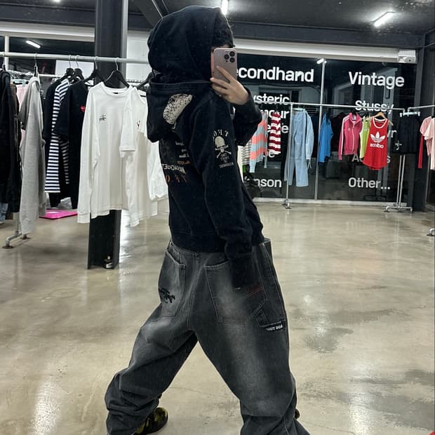 Vanson x T.F.O.A 스컬 자수 블랙 후드집업