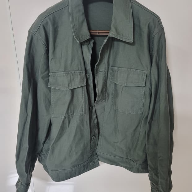 무탠다드 필드자켓  군복색 2XL 110사이즈 상태굿
