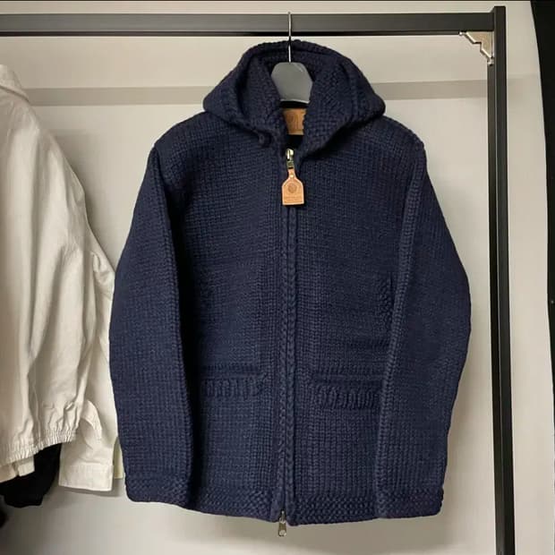 캐나디안 스웨터- 네이비