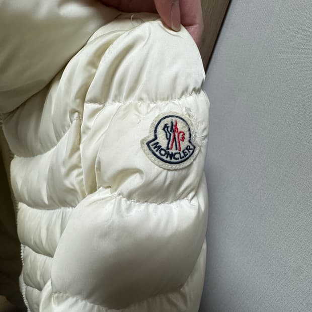 몽클레어 여성 00사이즈 패딩