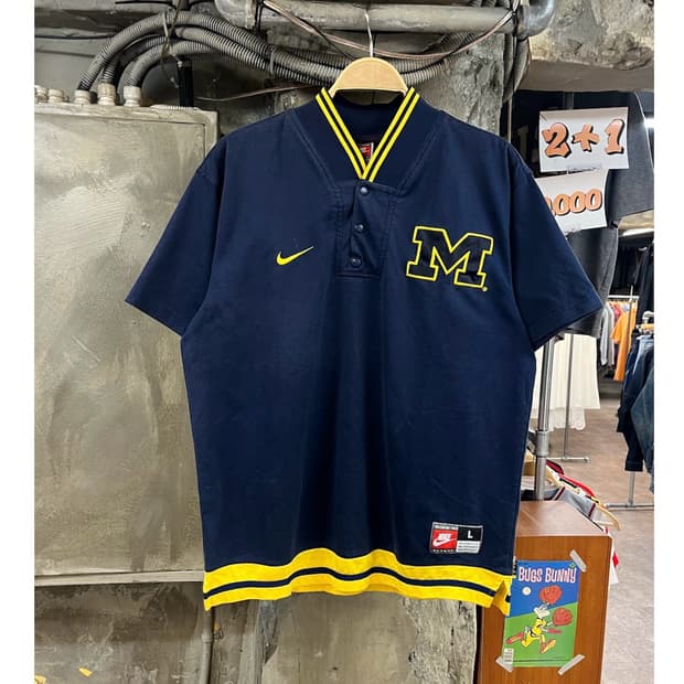 나이키 미시간 울버린스 풋볼팀 웜업 반팔티 네이비 L #csz4054