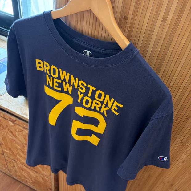 Champion Grephic T-shirt