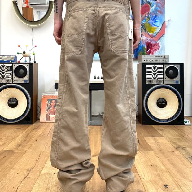 [33] 디젤 베이지 팬츠