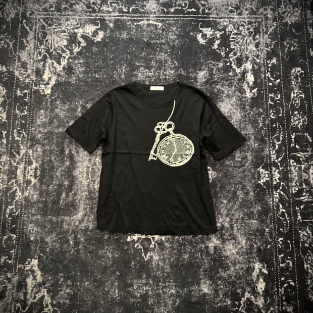 00s Retro Style Black T-shirt