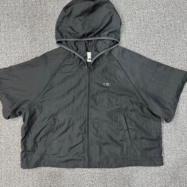 오아이오아이 컬렉션 파이핑 반팔 자켓