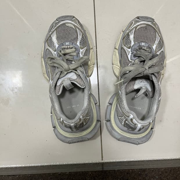 발렌시아가 3xl 에그쉘 38사이즈