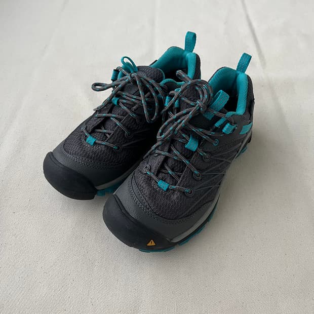 킨 로우컷 하이킹 슈즈