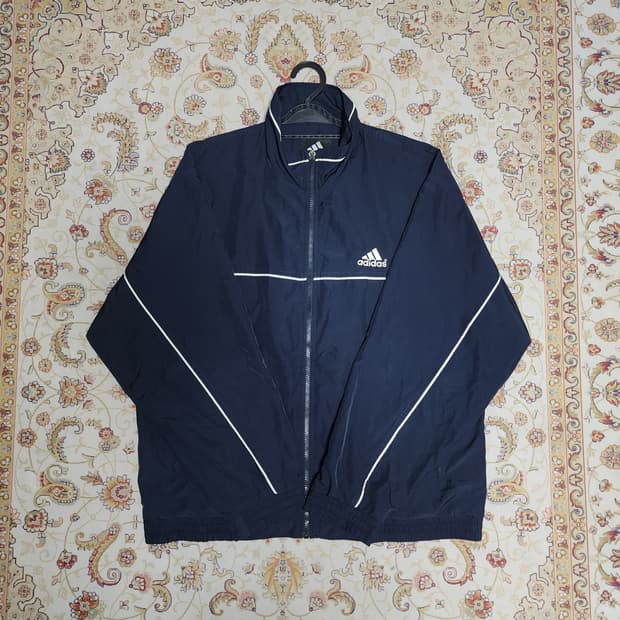 아디다스 올드스쿨 바람막이 자켓
105