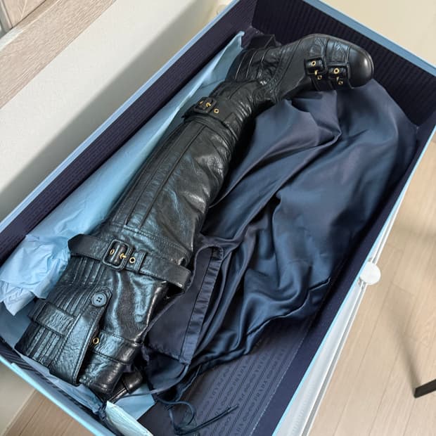 프라다 부츠 새상품 36사이즈