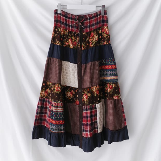 check flower patch skirt