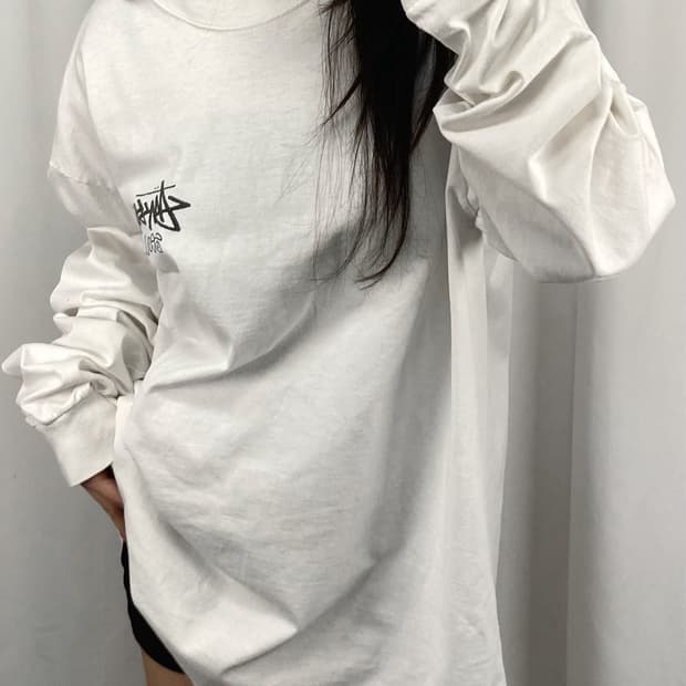 스투시 화이트 롱슬리브