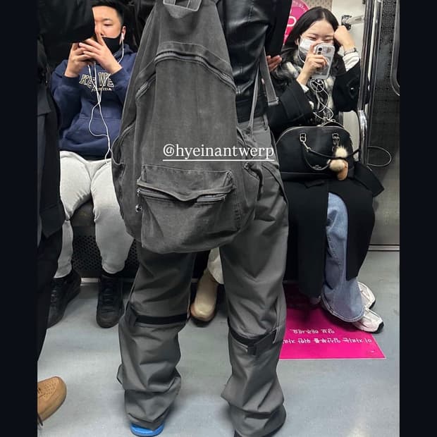 hyeinseo Convertible Moto Pants 
