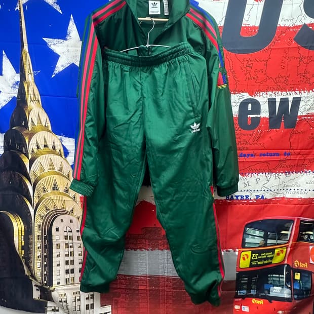 s급 아디다스 레어템 오버핏 바켄바우어 트레이닝셋업 m95