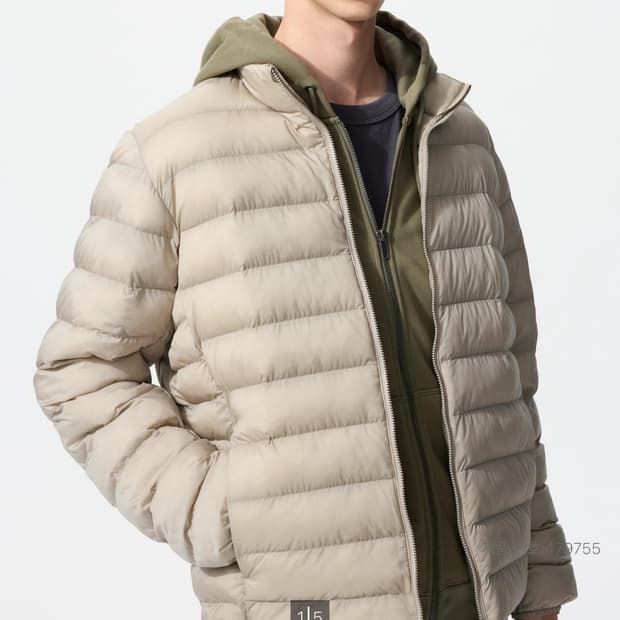 유니클로 퍼프테크 경량패딩