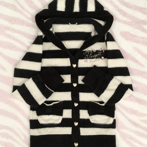 블랙 스트라이프 퍼 후드 가디건 하트쥬얼버튼 리본포켓 갸루 조지후쿠