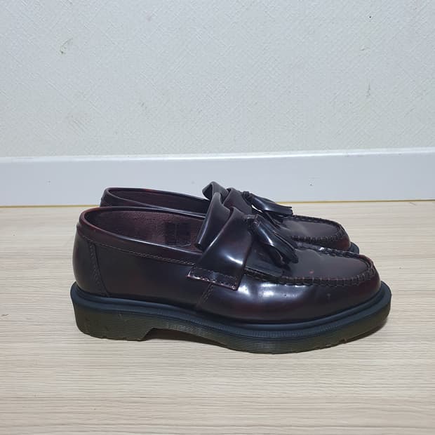 닥터마틴 버건디 아드리안 로퍼 250