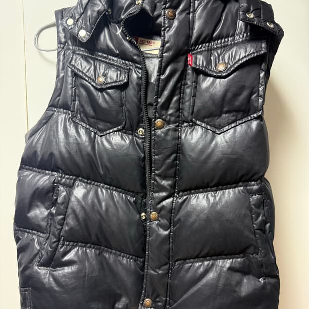 levi's 레드탭 패딩 조끼 