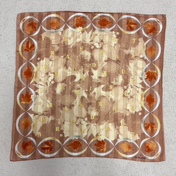 트루사르디 빈티지 메이플 스카프 / 손수건