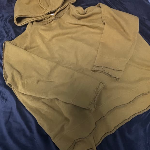 디서먼트 톤 다운 후드티