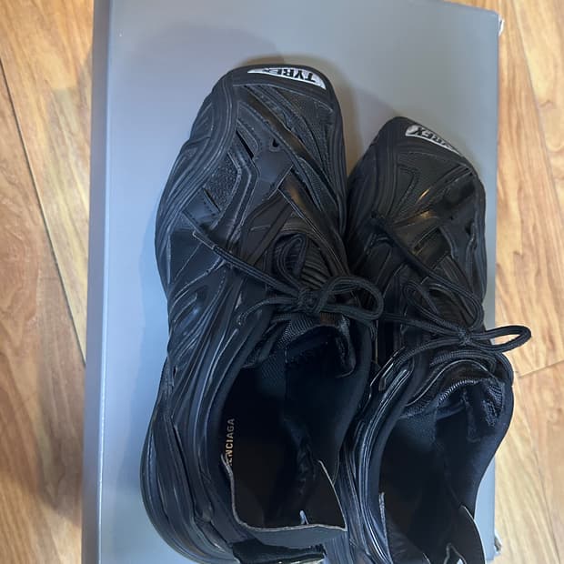 발렌시아가 타이렉스 40