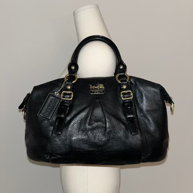 📦Coach All Black Basic shoulder bag