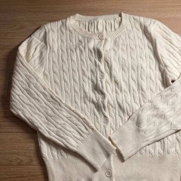 꽈베기 니트 가디건