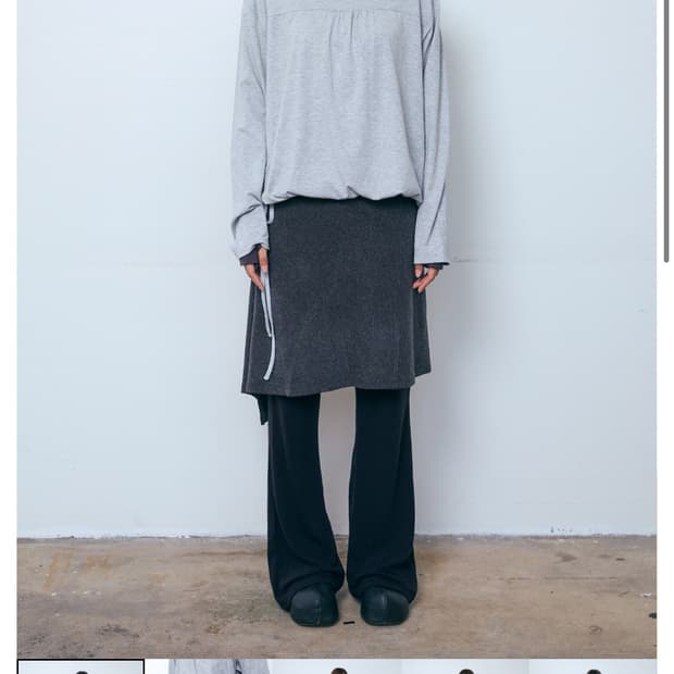 파이시스 Button Layered Midi Skirt_Charcoal