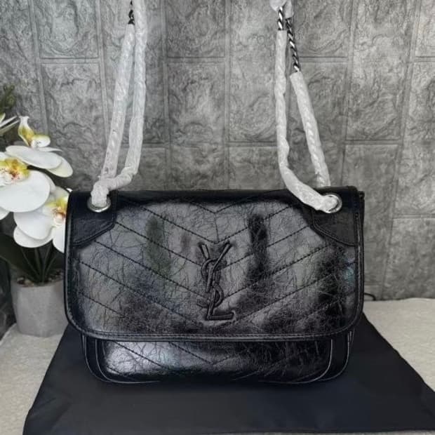 입생로랑 니키백 미디움