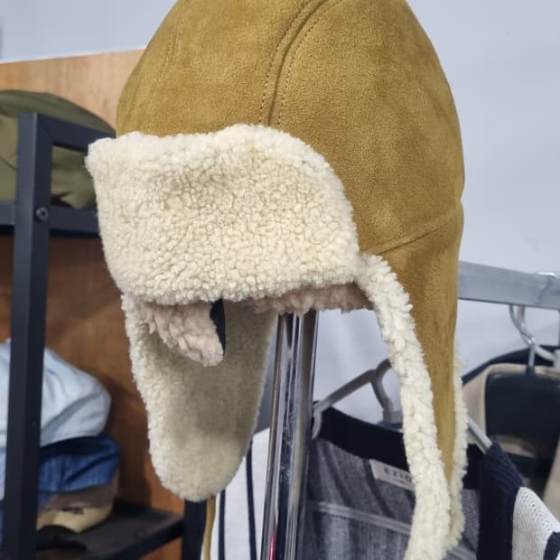 라코스테 여성용 귀도리방한모자 m사이즈