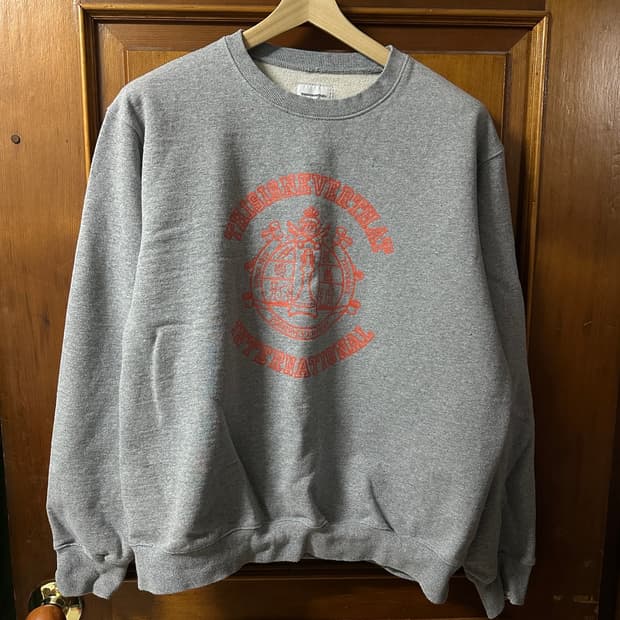 디스이즈네버댓 크루넥