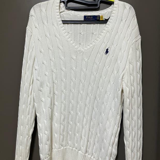 폴로 브이넥 케이블 니트 L