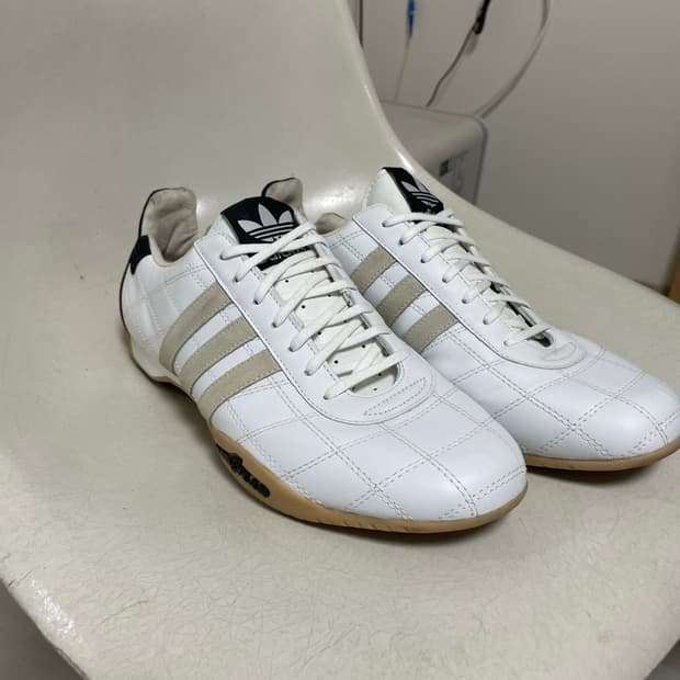 아디 레이서 빈티지 goodyear
