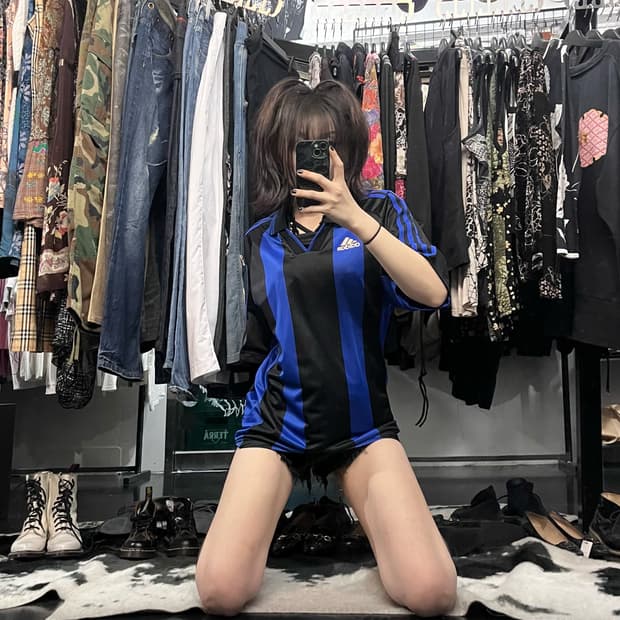 아디다스 블록코어 반팔