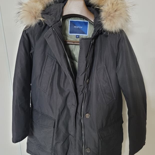 PESPOW 라쿤퍼 구스다운 파카패딩 90S 새제품급

새제품급입니다