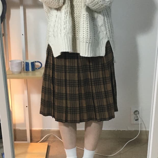 브라운 체크 울 플리츠 스커트