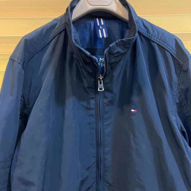 타미힐피거 남성 네이비 바람막이점퍼 간절기점퍼