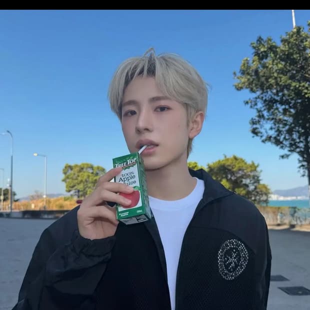 펀치드렁크파티즈 바람막이 1사이즈 유우시손민수