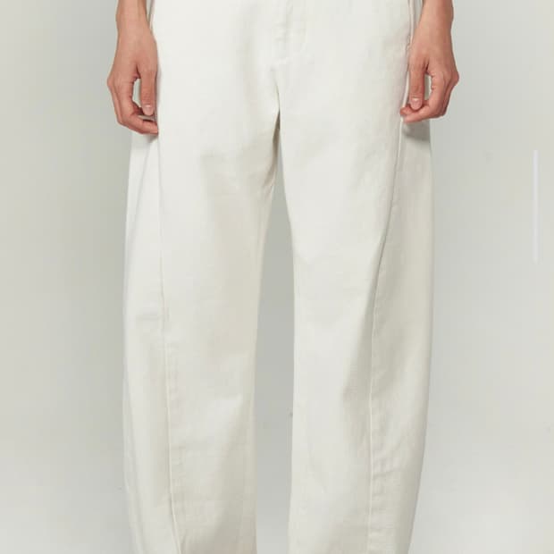 새상품)인템포무드 커브드 팬츠