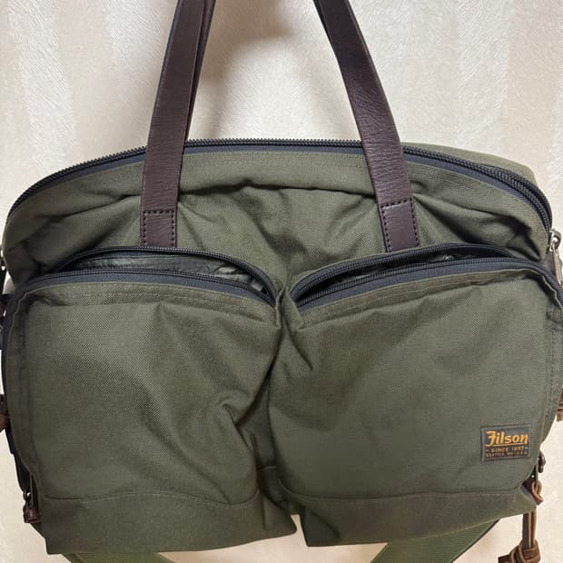 필슨878 드라이든 브리프케이스 오터그린