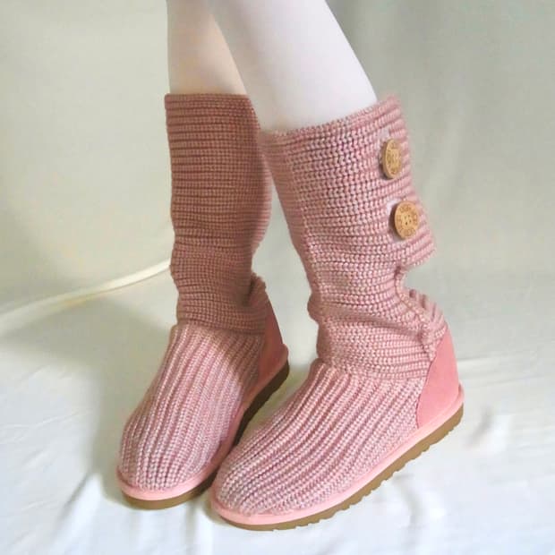 Ugg 어그 베이비 핑크 버튼 부츠