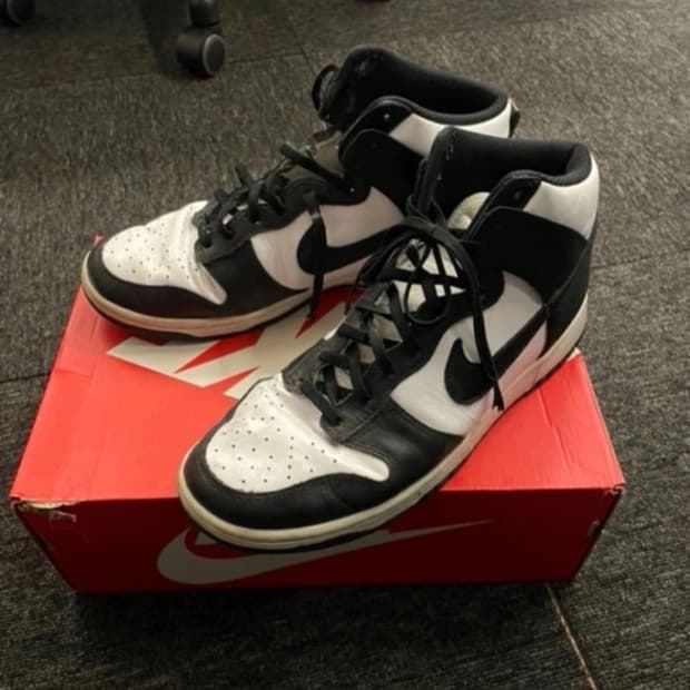 나이키 덩크 하이 레트로 블랙 앤 화이트 280